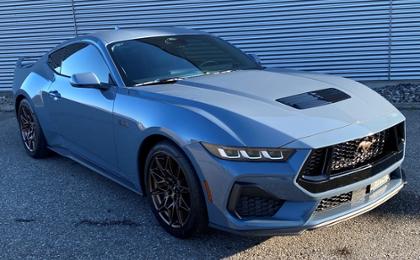 MUSTANG 2024 GT Premium vapor blue (Coupé)